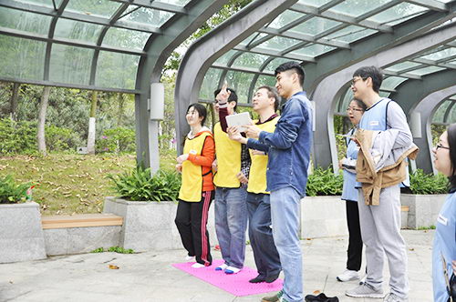 指壓板！好痛，有木有！！